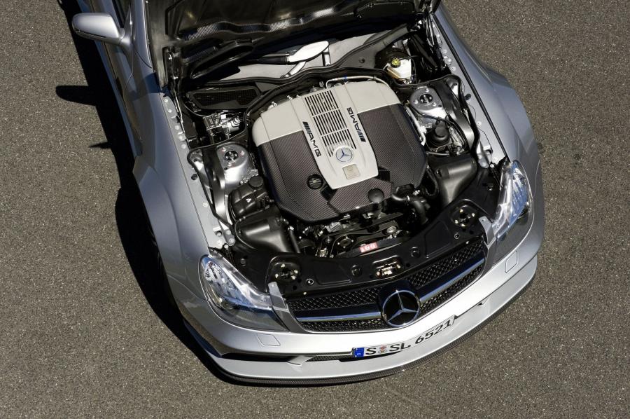 Mercedes-Benz SL65 AMG 2009 года  (фото 34 из 89)